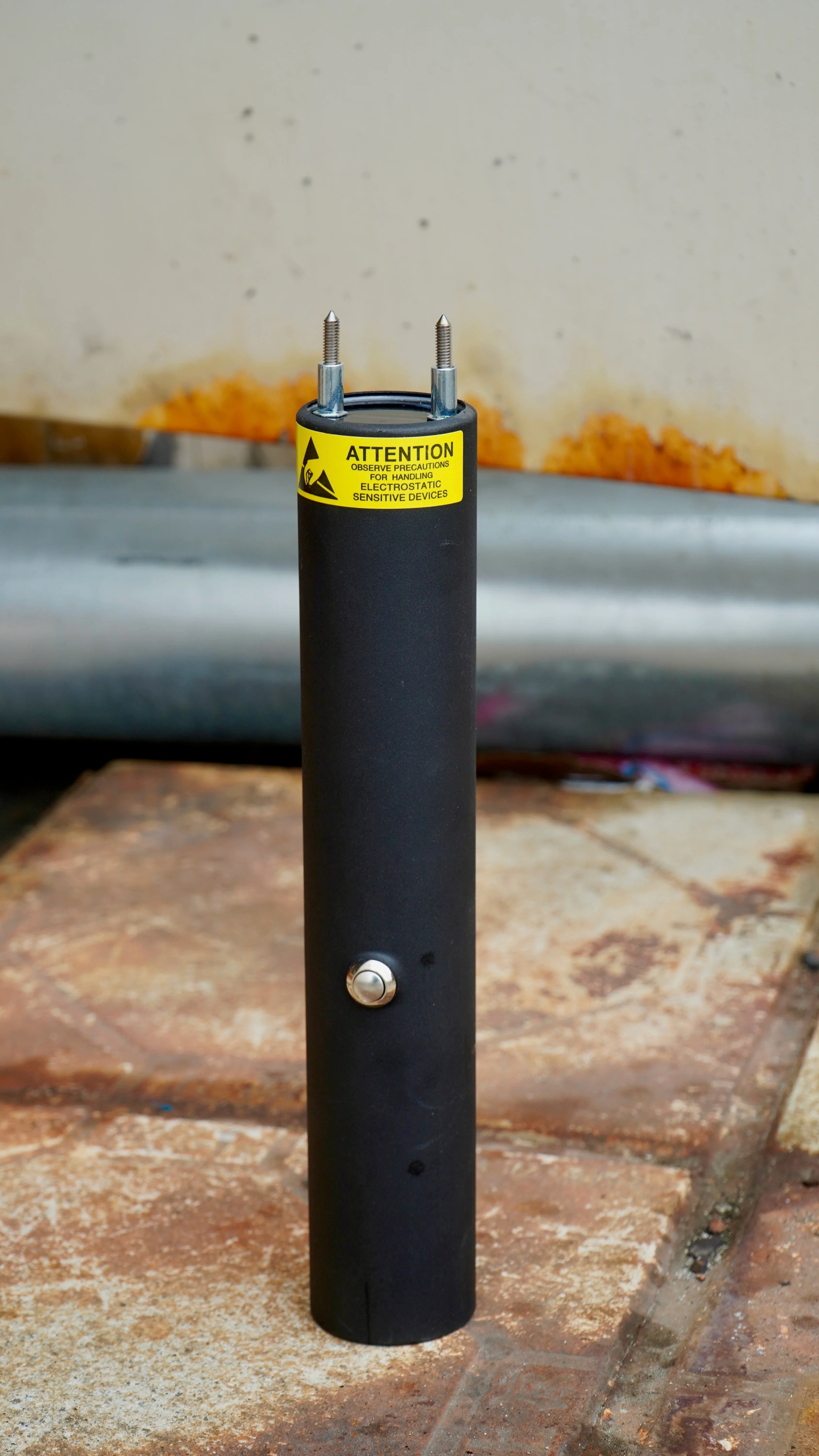 ZAPOTRON M103 – Compact Rechargeable Tactical Flashlight (80W Equiv.)